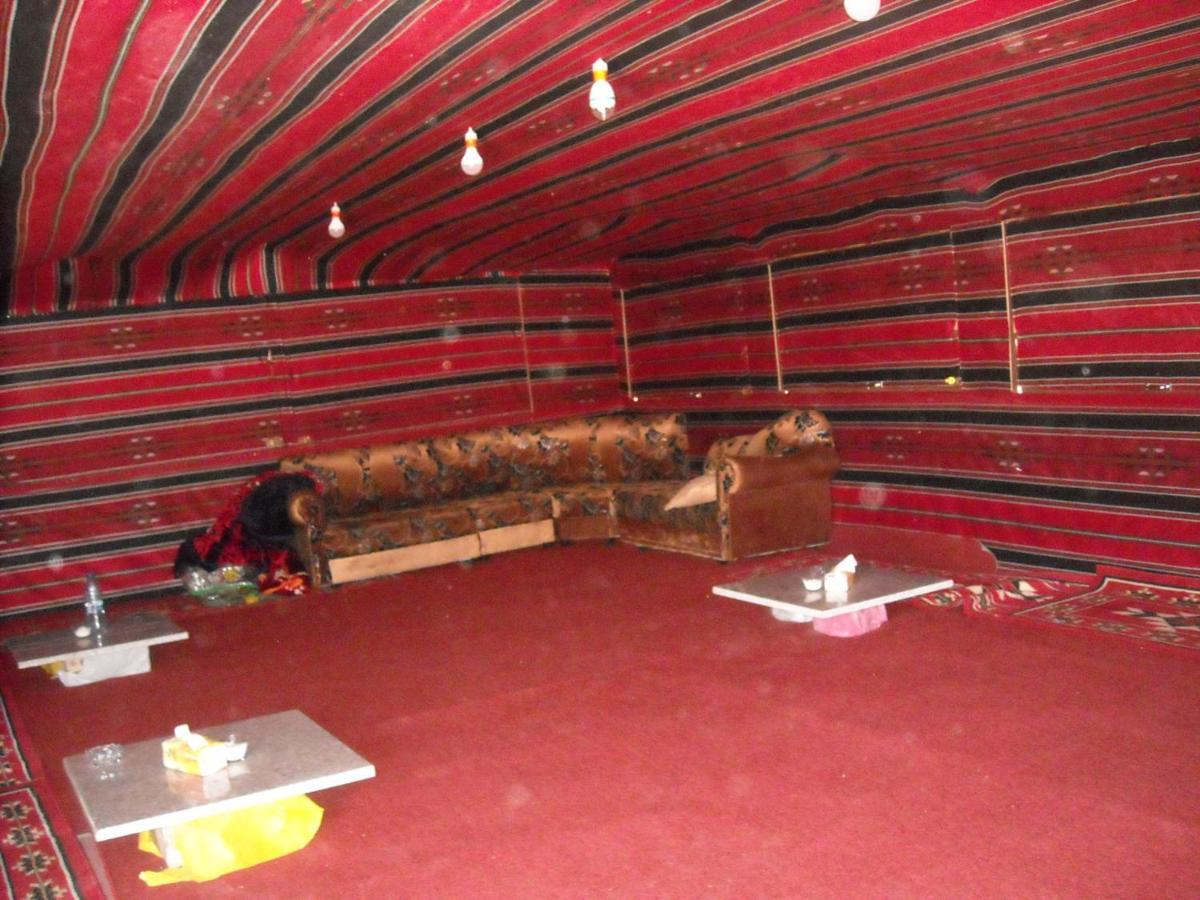 Bedouin House Camp Hotel Wadi Rum Exterior foto