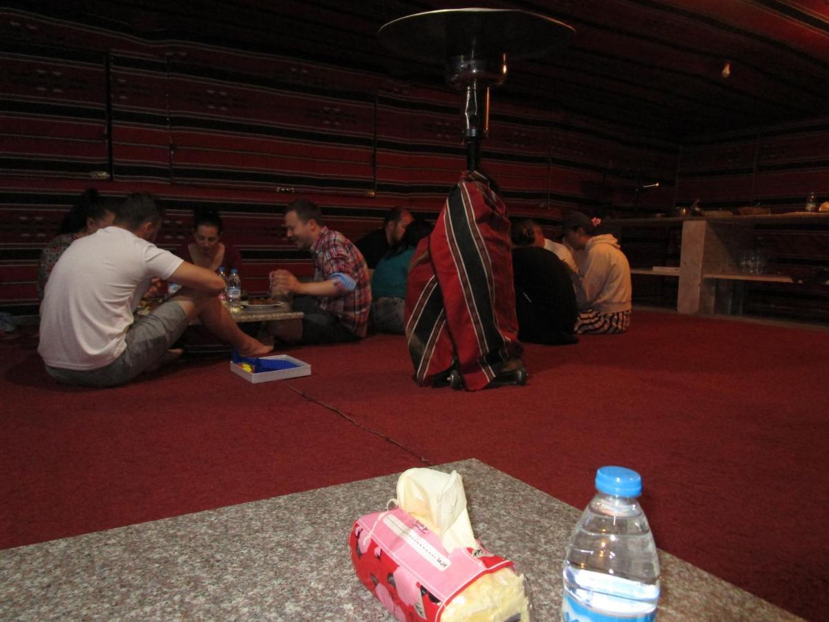 Bedouin House Camp Hotel Wadi Rum Exterior foto