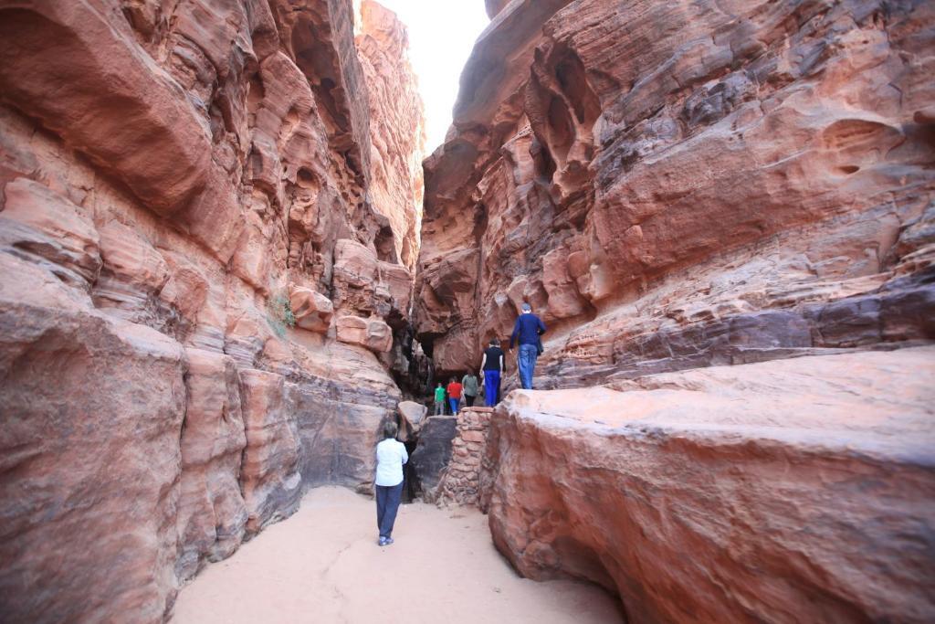 Bedouin House Camp Hotel Wadi Rum Exterior foto